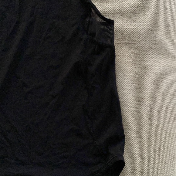 Lululemon tank top - Picture 3 of 5